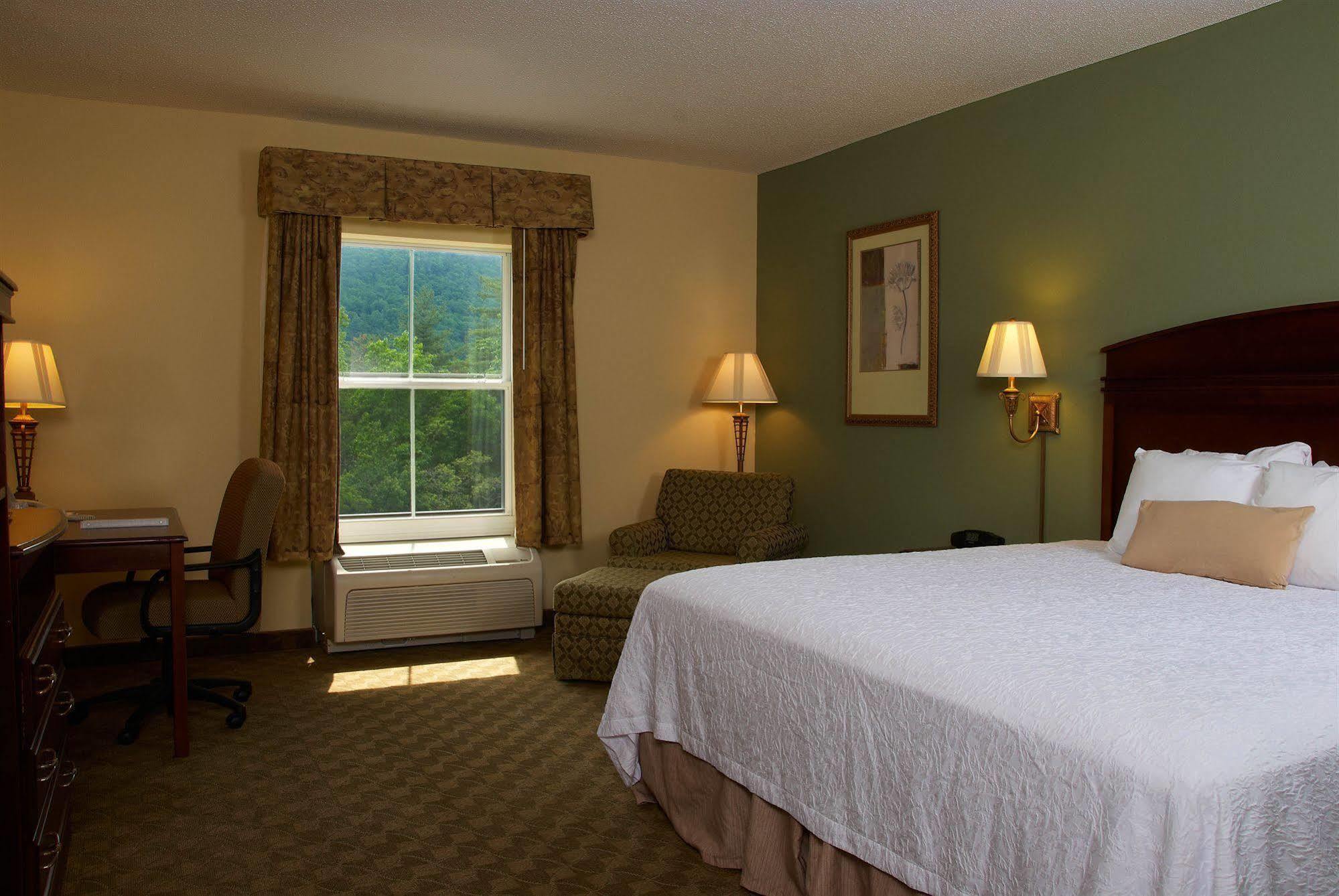 Hampton Inn & Suites Cashiers - Sapphire Valley Kültér fotó